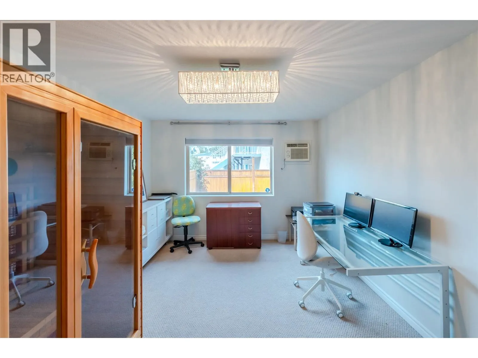 1049 Churchill Avenue Unit# 101