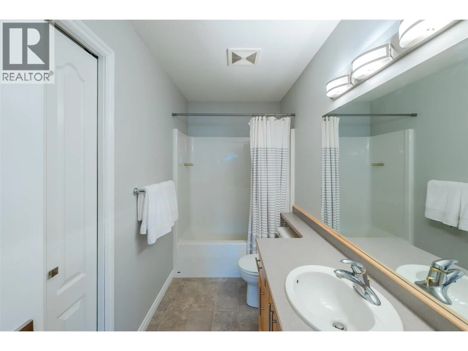 1049 Churchill Avenue Unit# 101