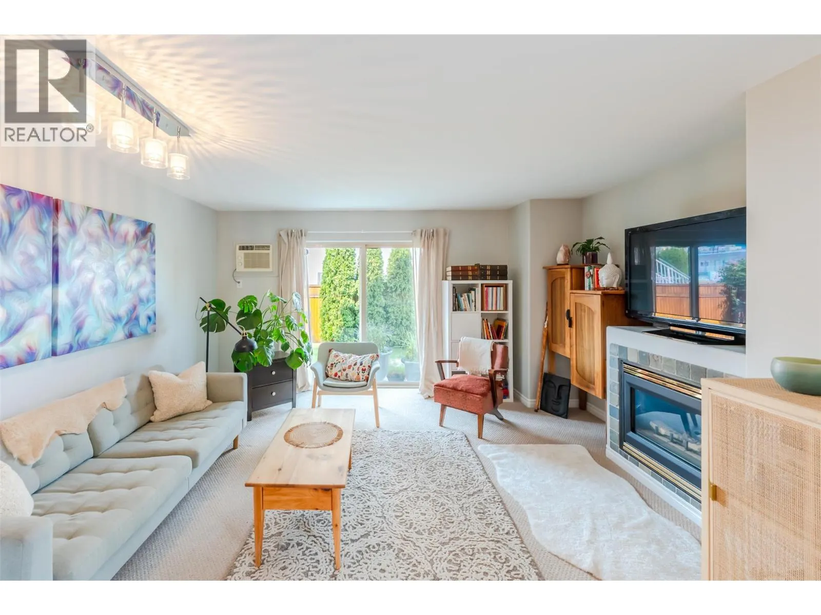 1049 Churchill Avenue Unit# 101