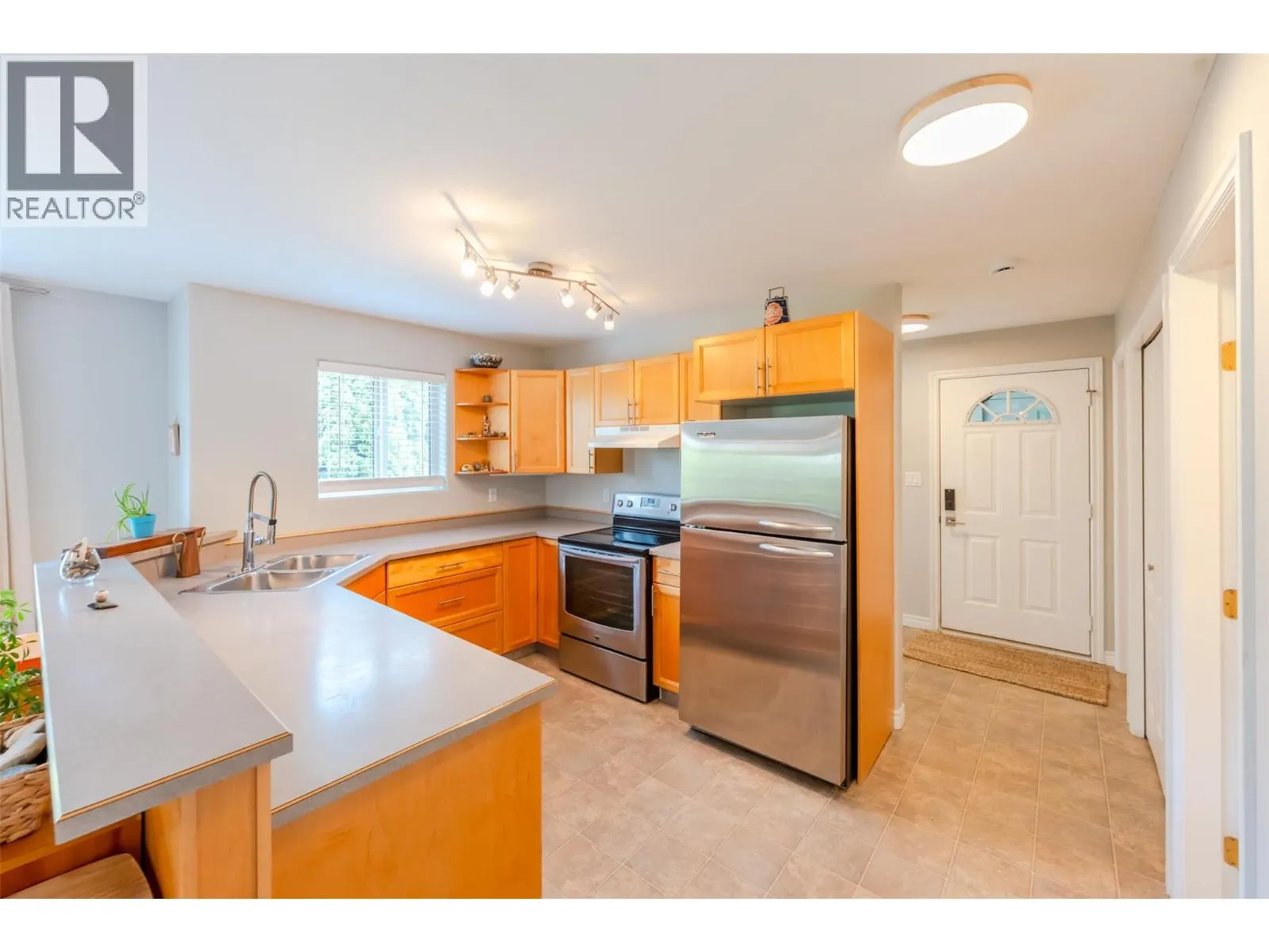 1049 Churchill Avenue Unit# 101