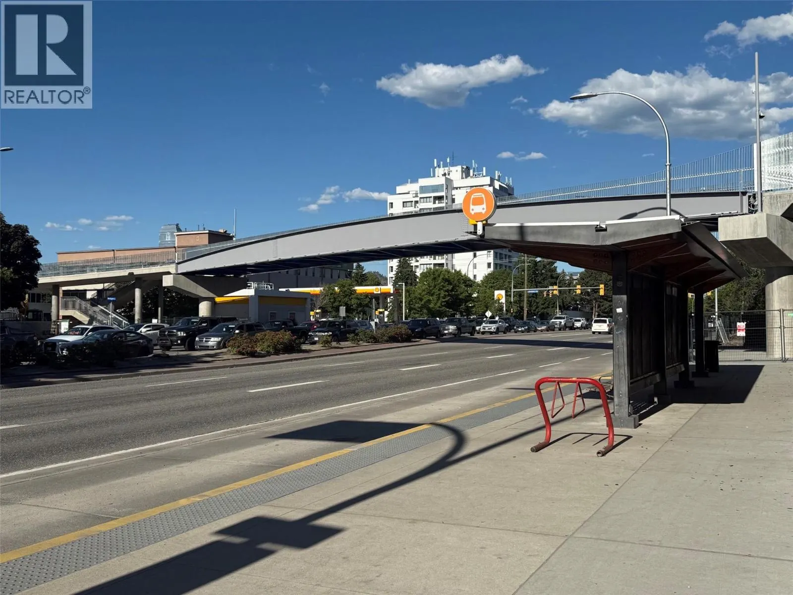 555 Rowcliffe Avenue Unit# 305