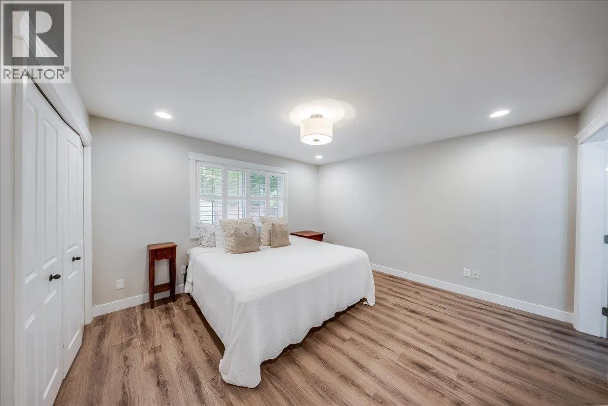 7981 BIRCHWOOD Drive