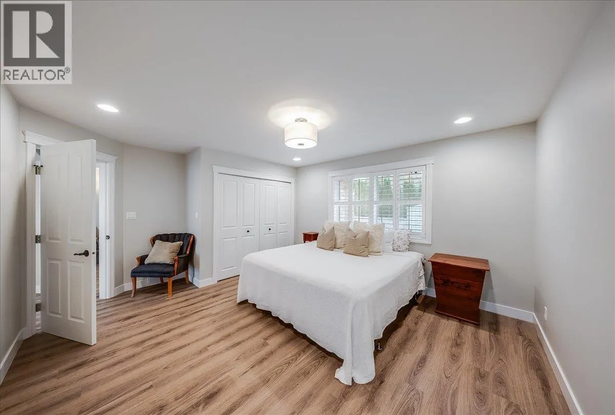7981 BIRCHWOOD Drive