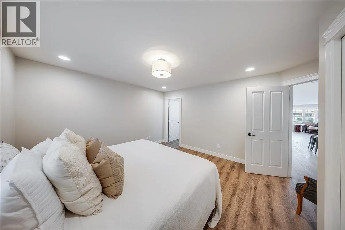 7981 BIRCHWOOD Drive