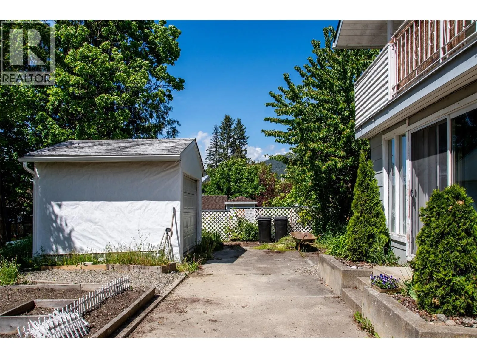 1118 Erickson Street