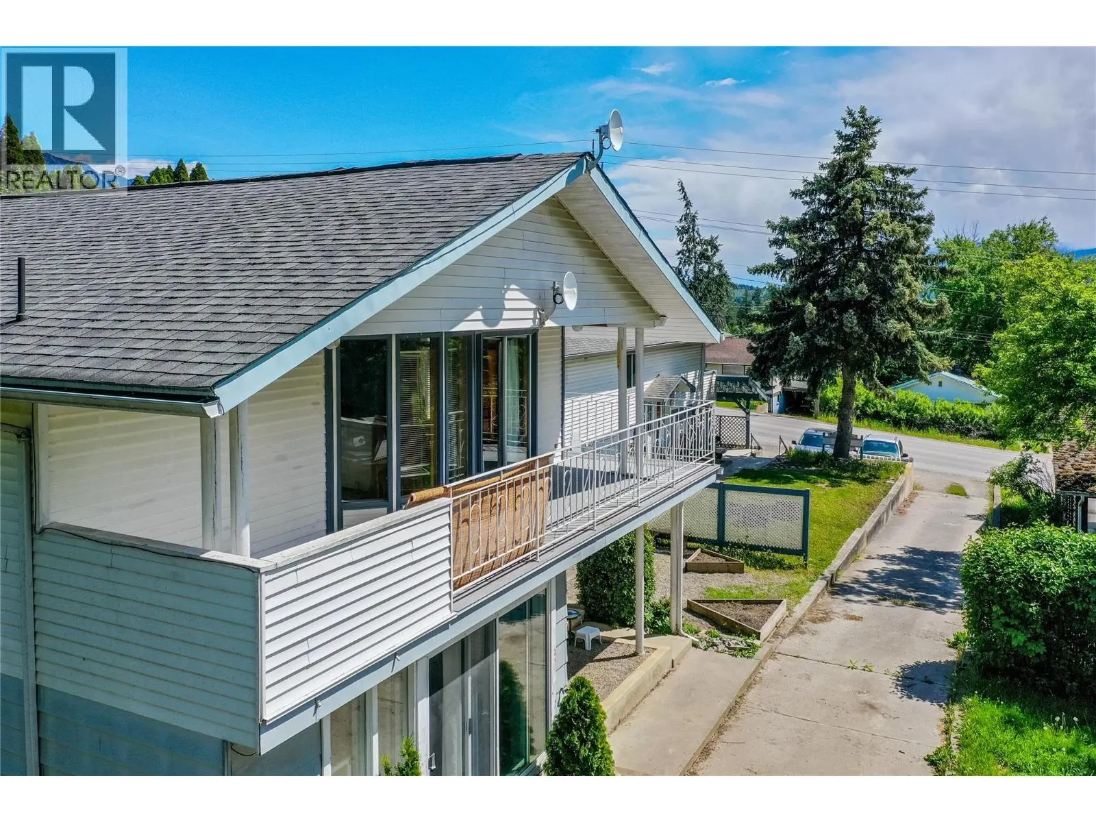 1118 Erickson Street