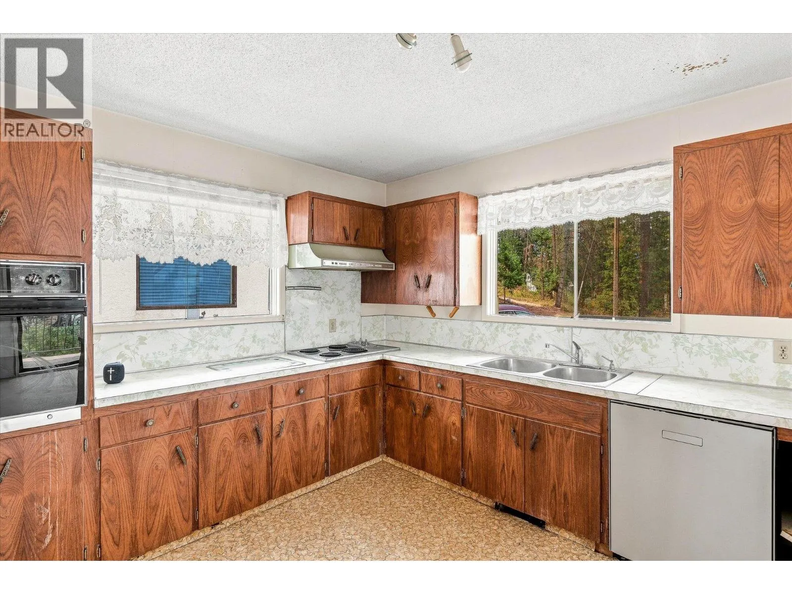 11211 Roberts Road
