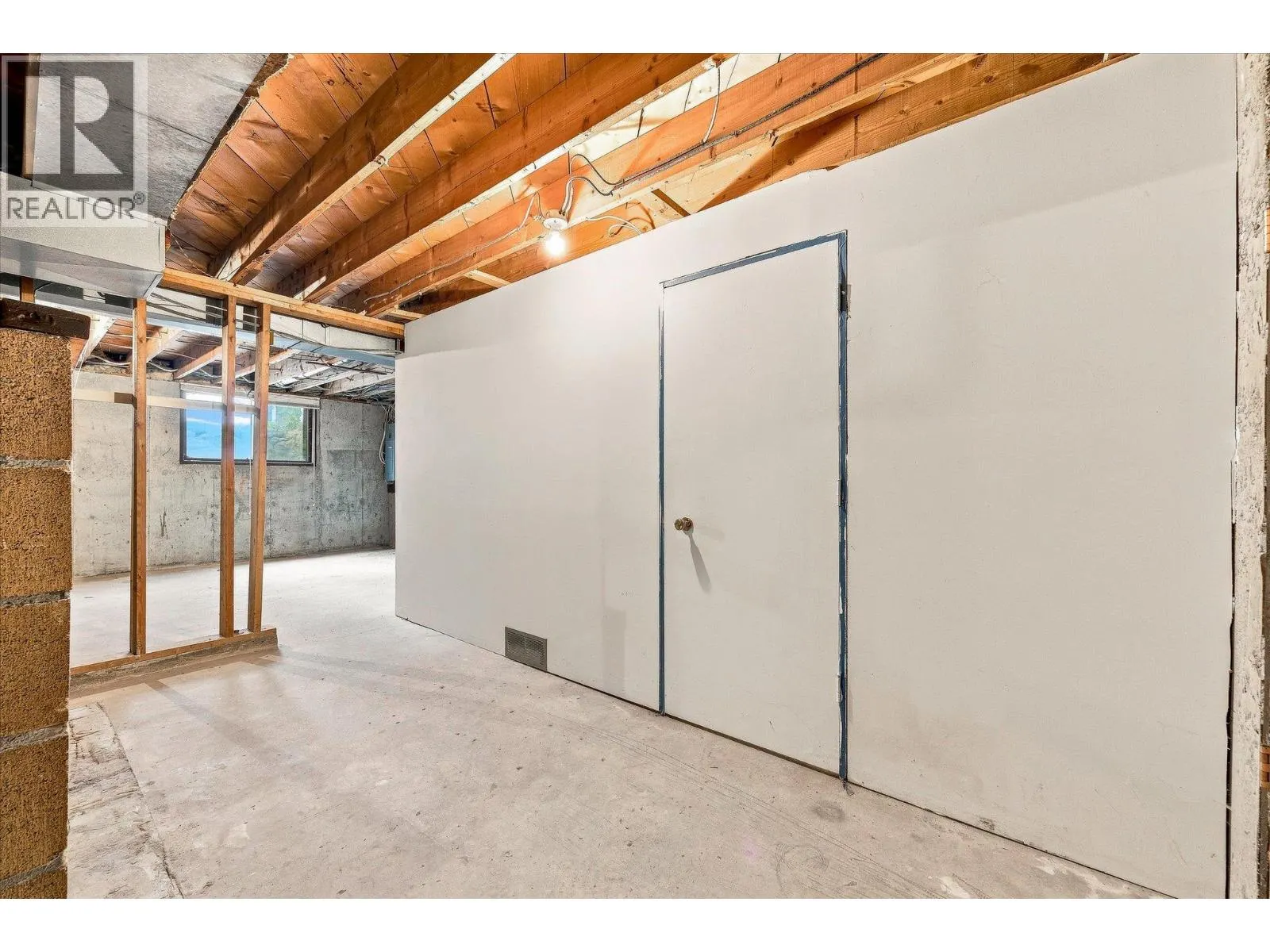 11211 Roberts Road