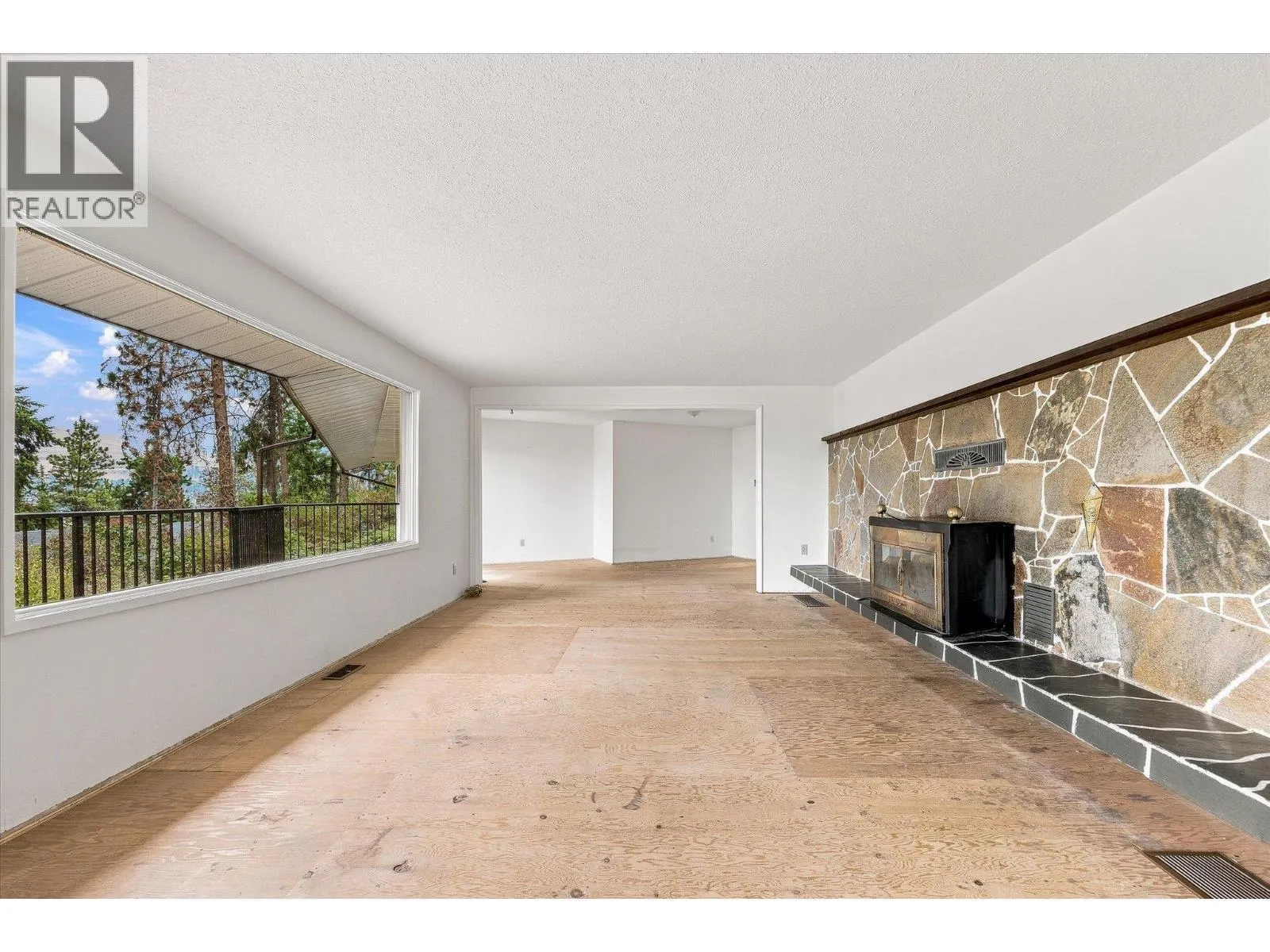 11211 Roberts Road