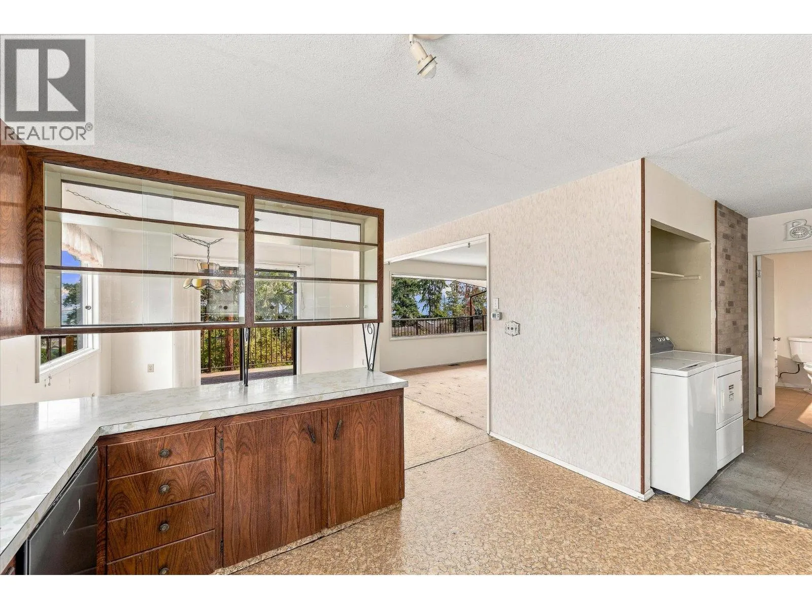 11211 Roberts Road