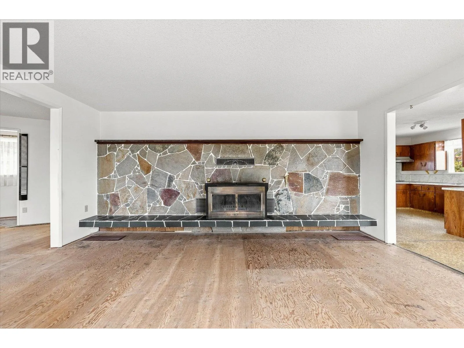 11211 Roberts Road