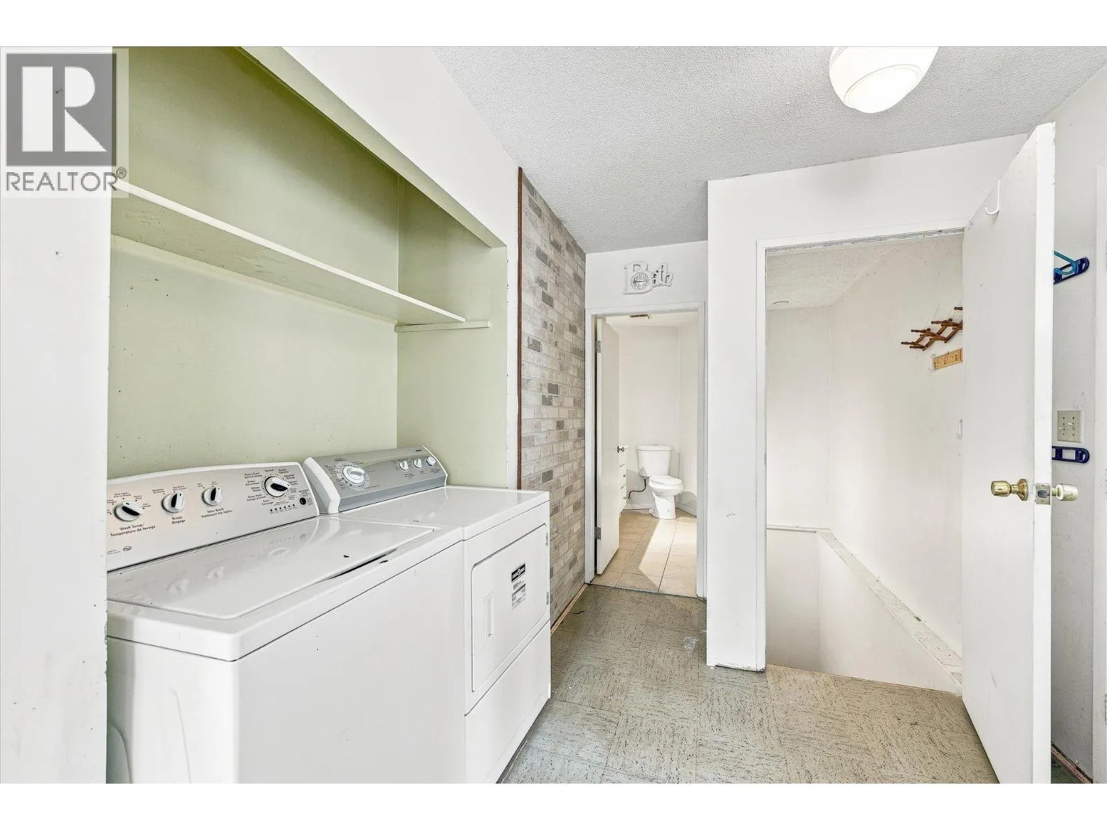 11211 Roberts Road