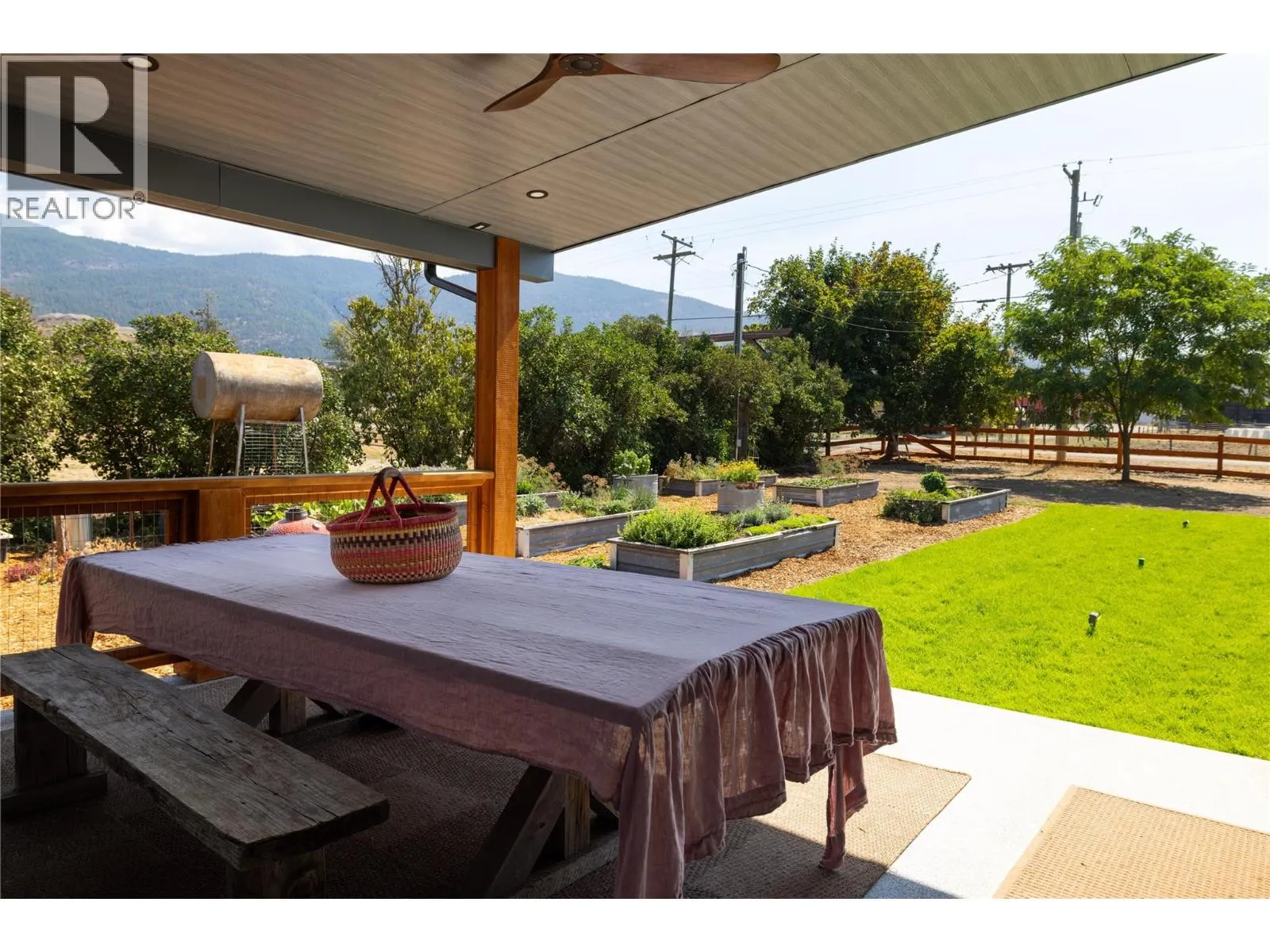 1130 Thomas Hayes Road