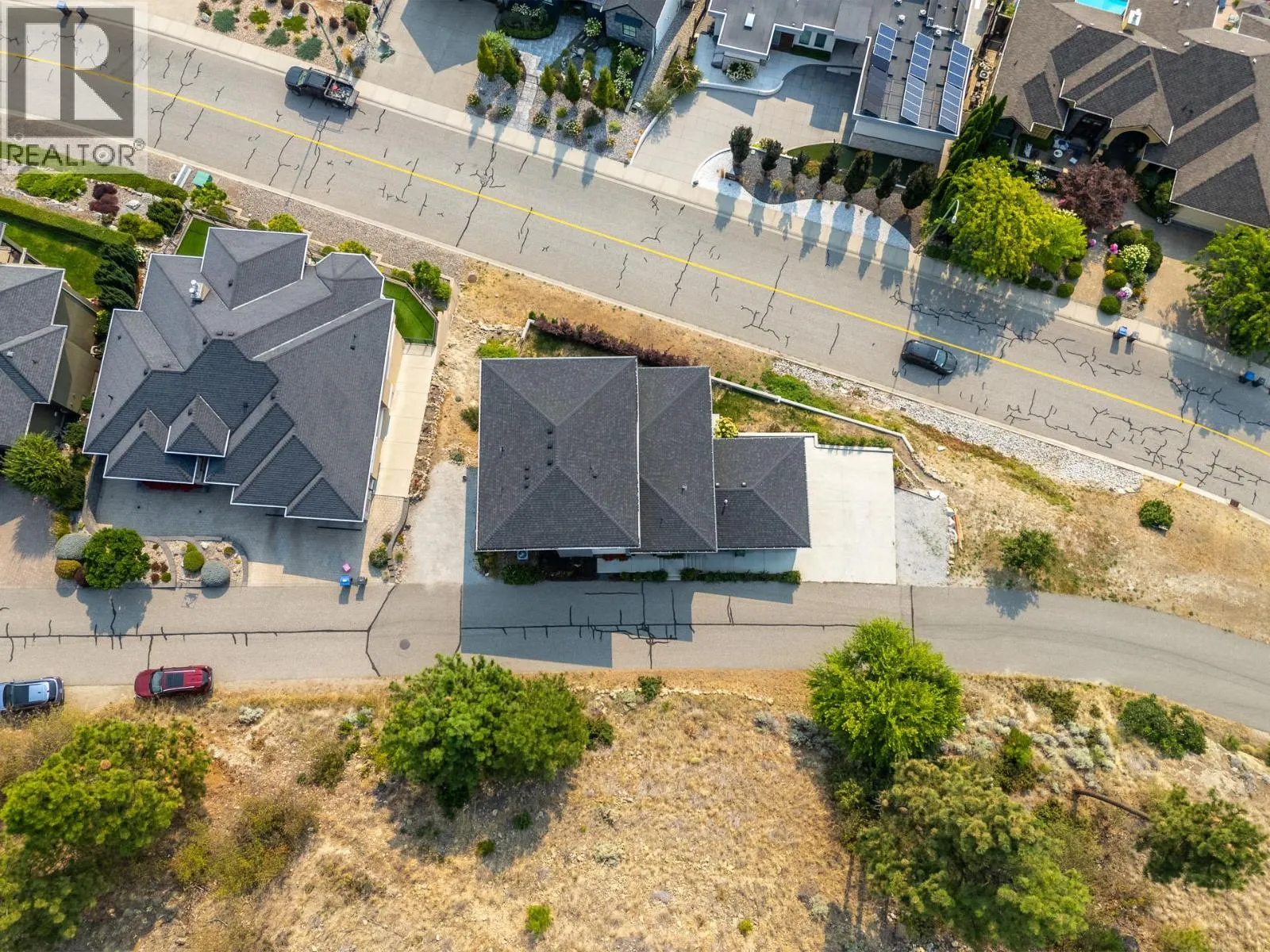 1534 GREGORY Road