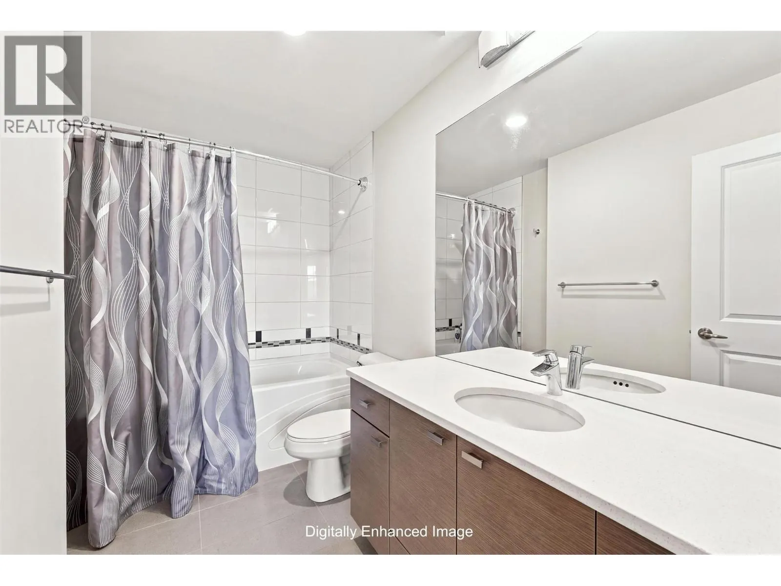 2200 LINFIELD Drive Unit# 32