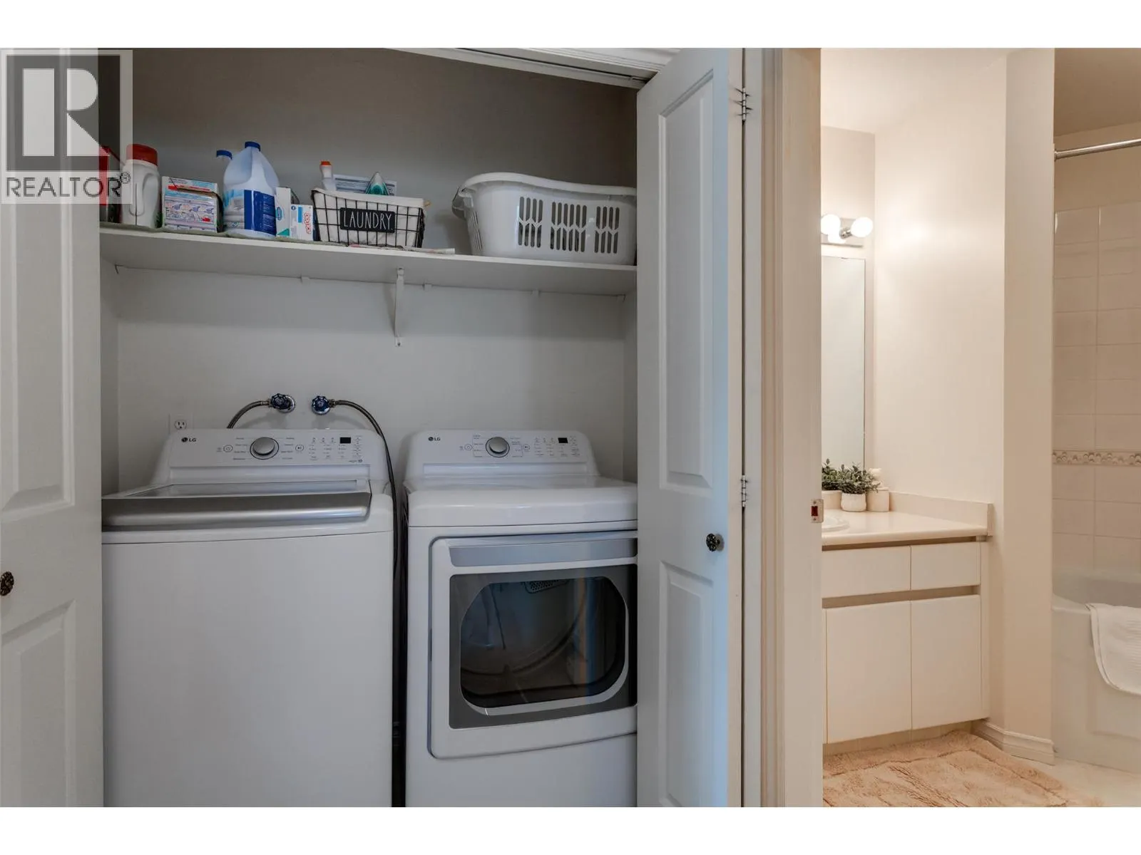2350 Stillingfleet Road Unit# 213