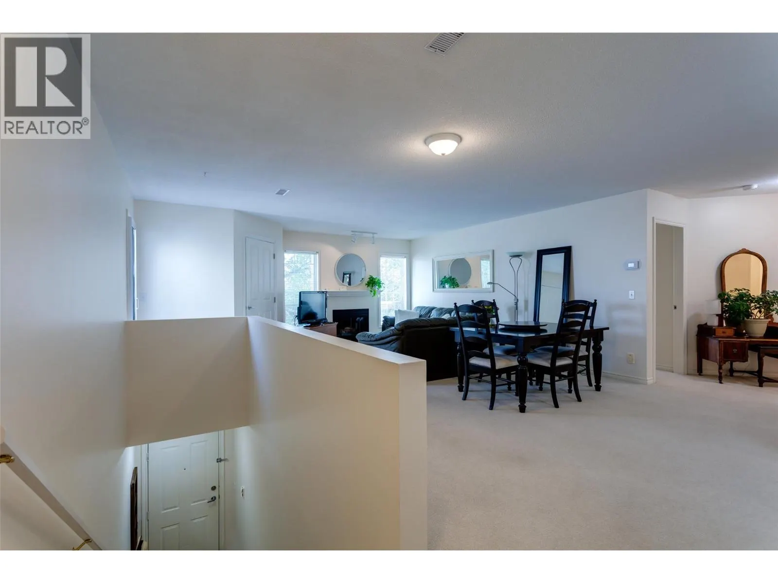 2350 Stillingfleet Road Unit# 213