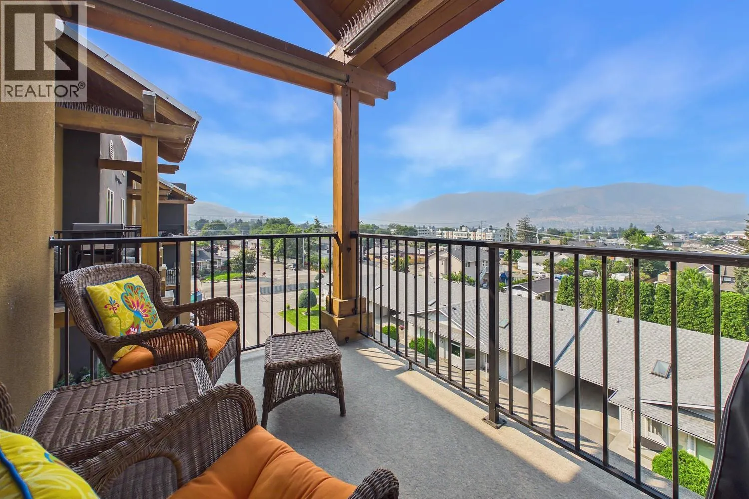 873 FORESTBROOK Drive Unit# 404