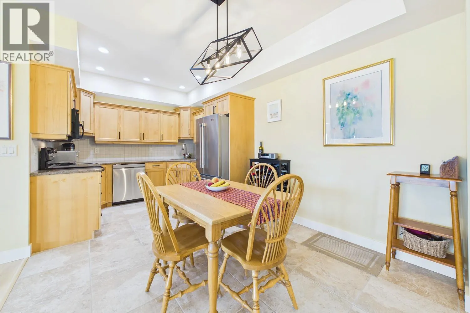 873 FORESTBROOK Drive Unit# 404