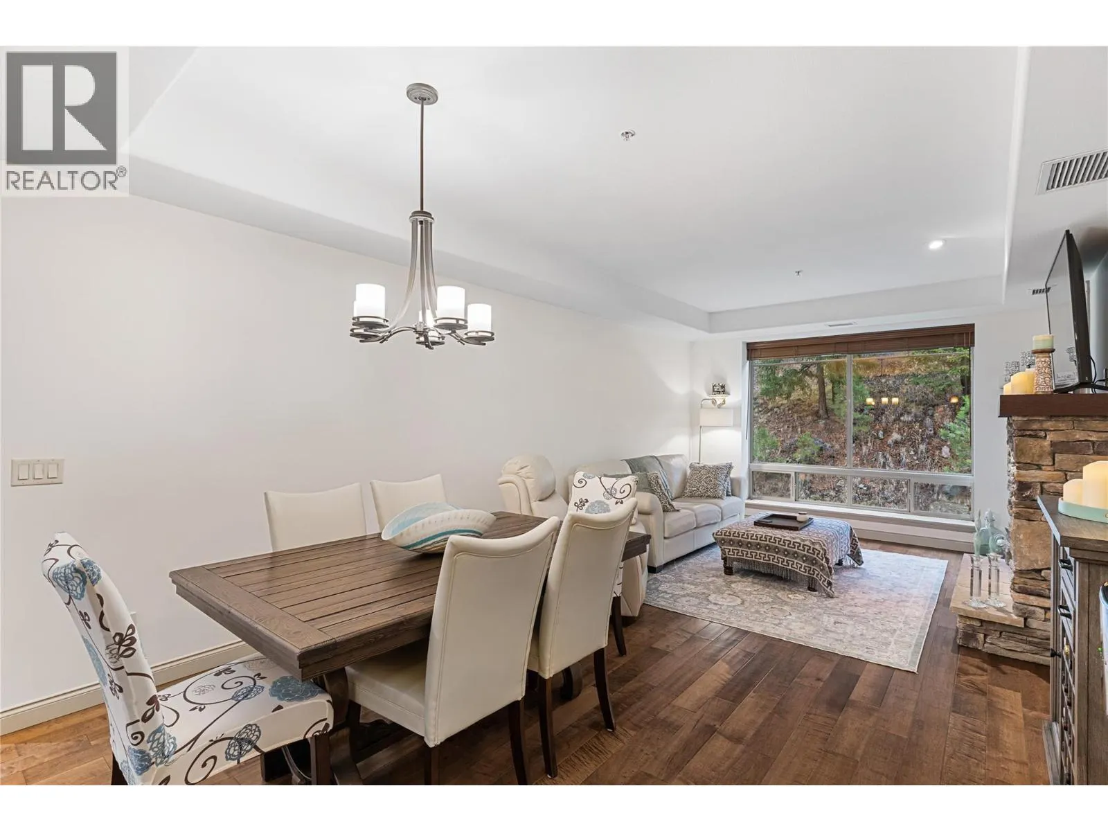 2780 Auburn Road Unit# 206