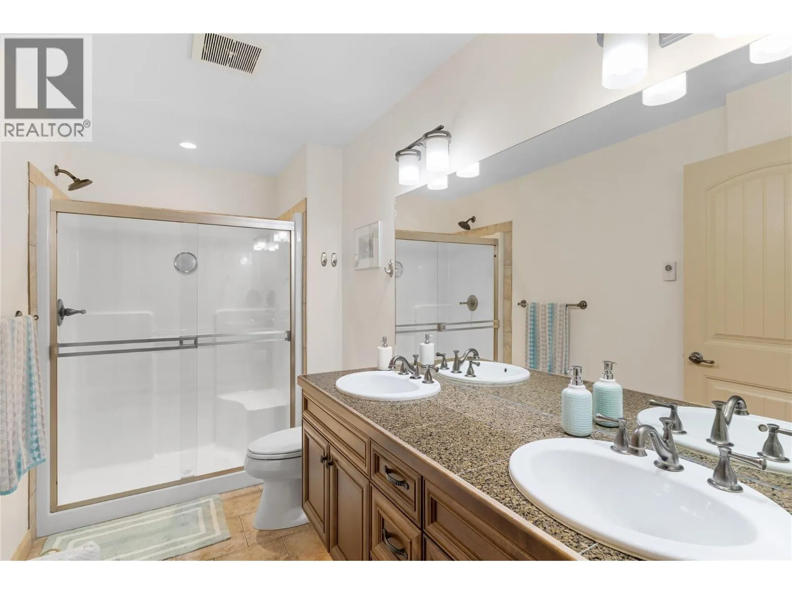2780 Auburn Road Unit# 206