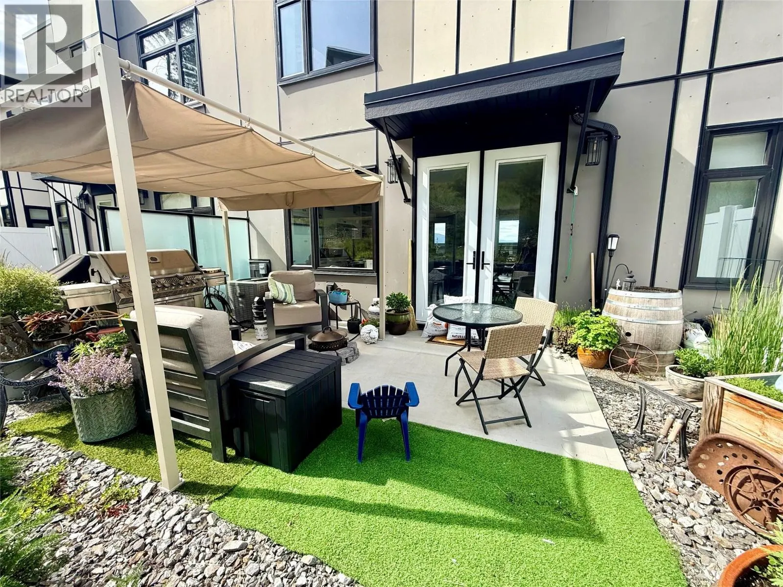 3220 Hilltown Drive Unit# 6