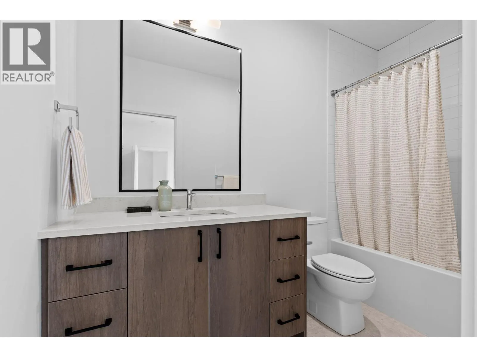 1463 Inkar Road Unit# 5