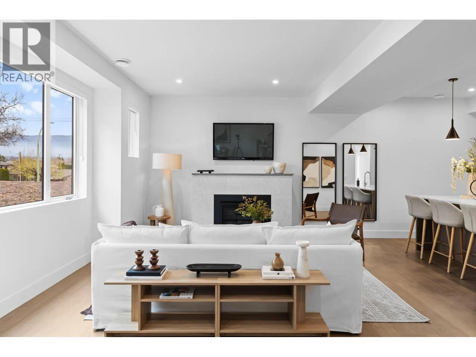 1463 Inkar Road Unit# 5