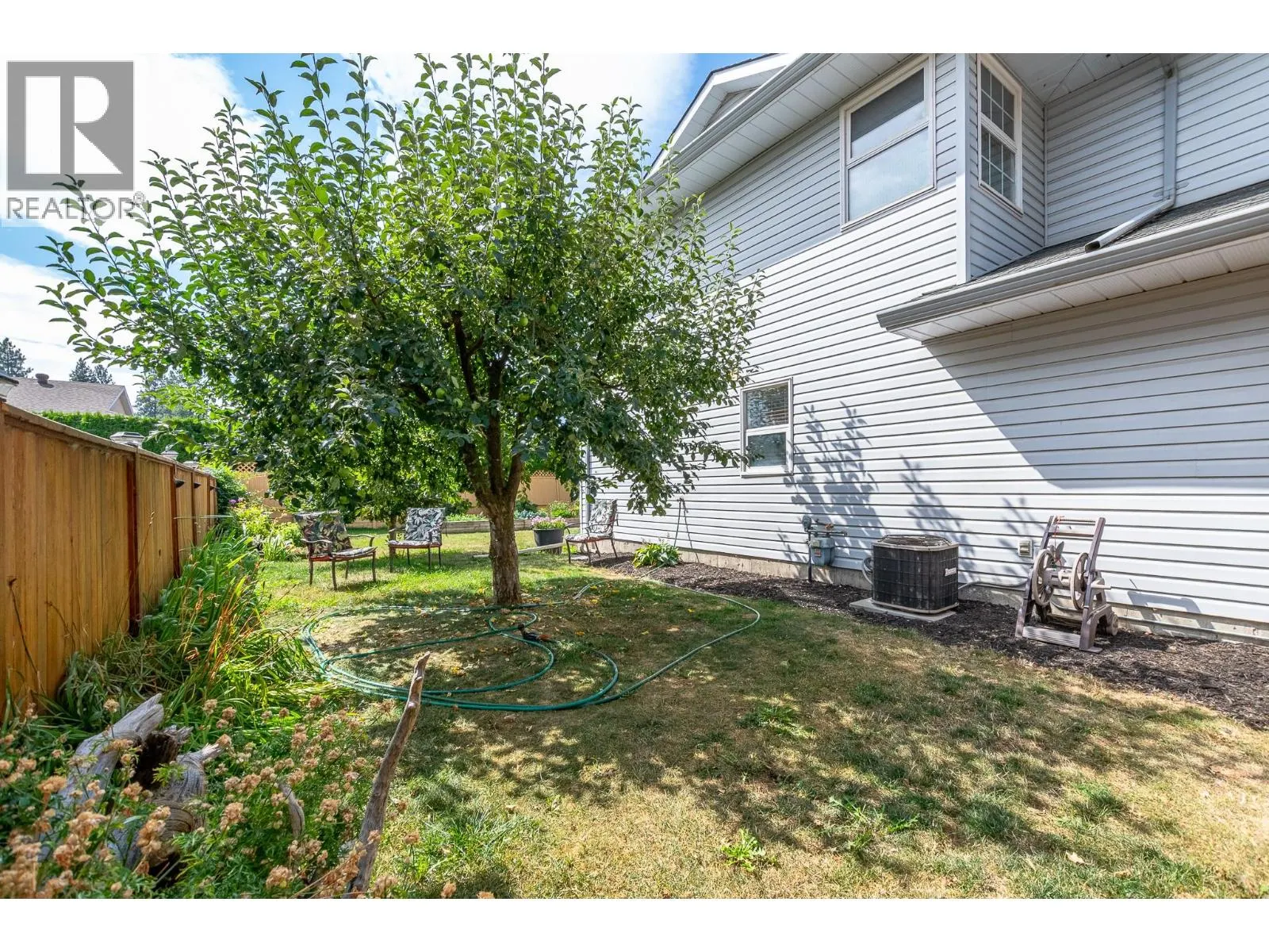 116 Larsen Avenue