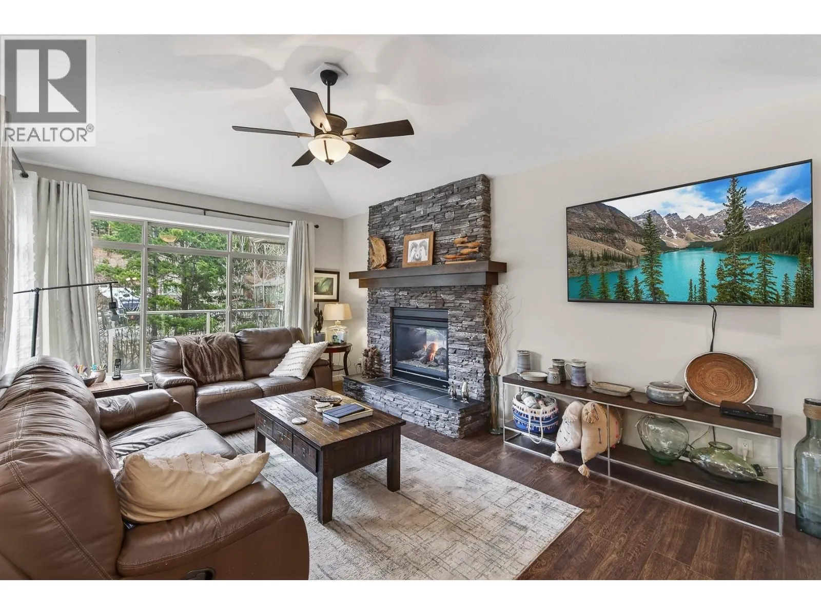 1487 Rosewood Drive