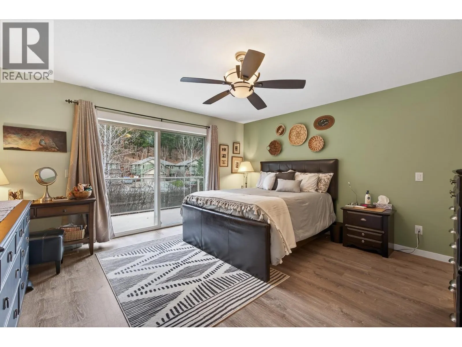 1487 Rosewood Drive