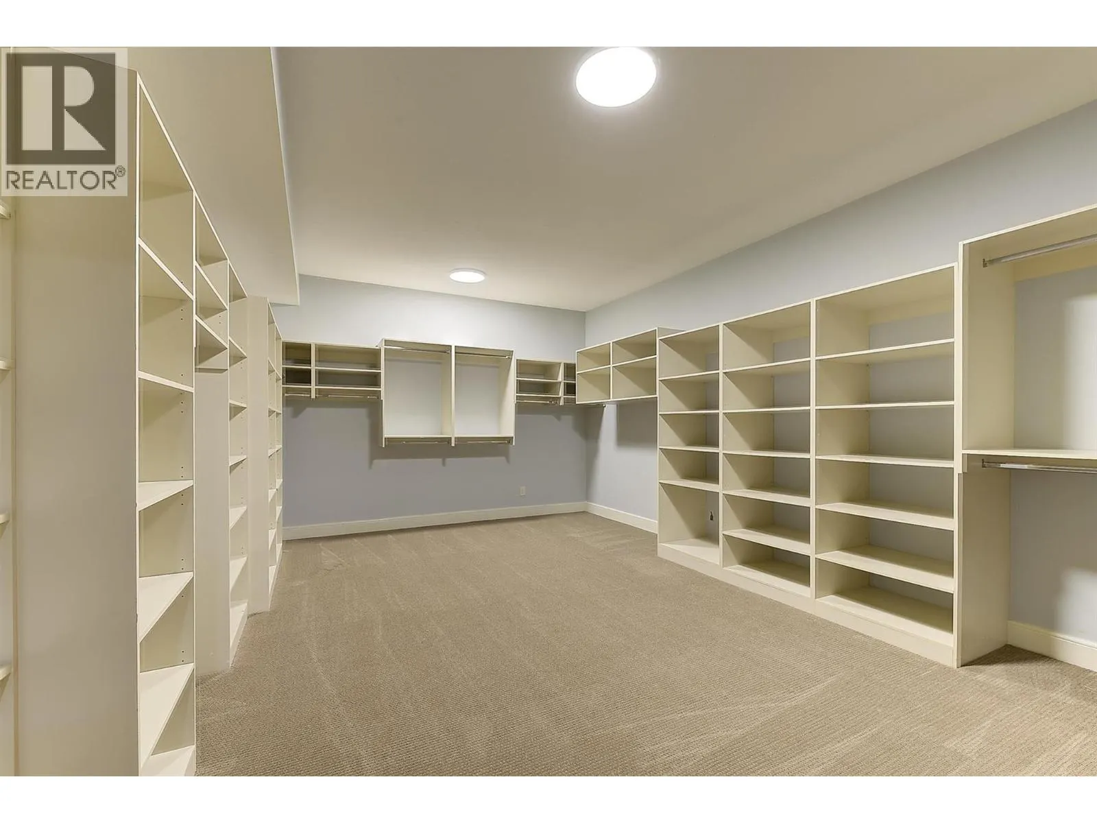 4466 Rattenbury Court