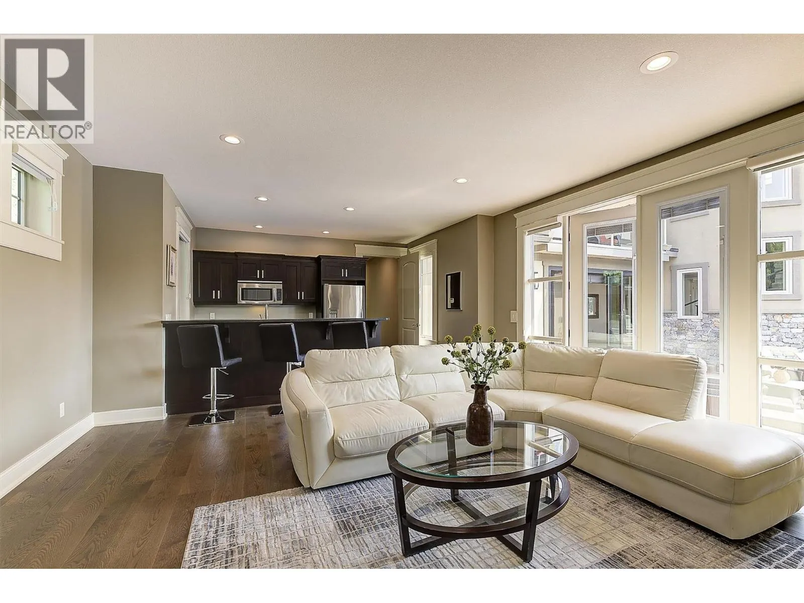 4466 Rattenbury Court