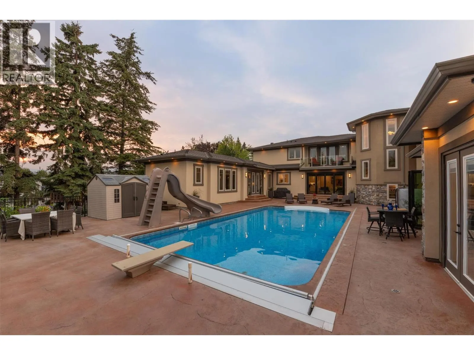 4466 Rattenbury Court