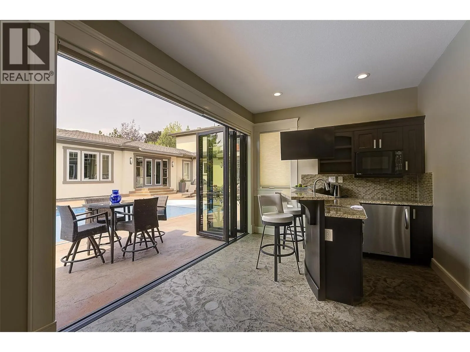 4466 Rattenbury Court