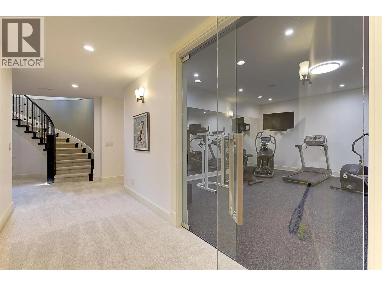4466 Rattenbury Court