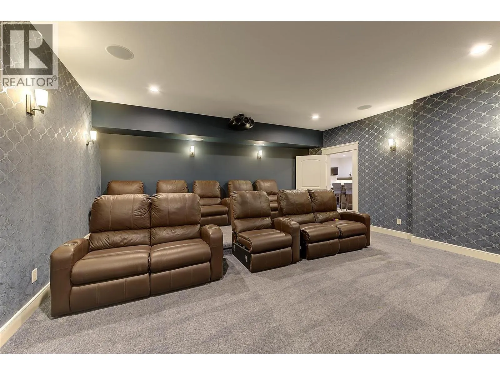 4466 Rattenbury Court