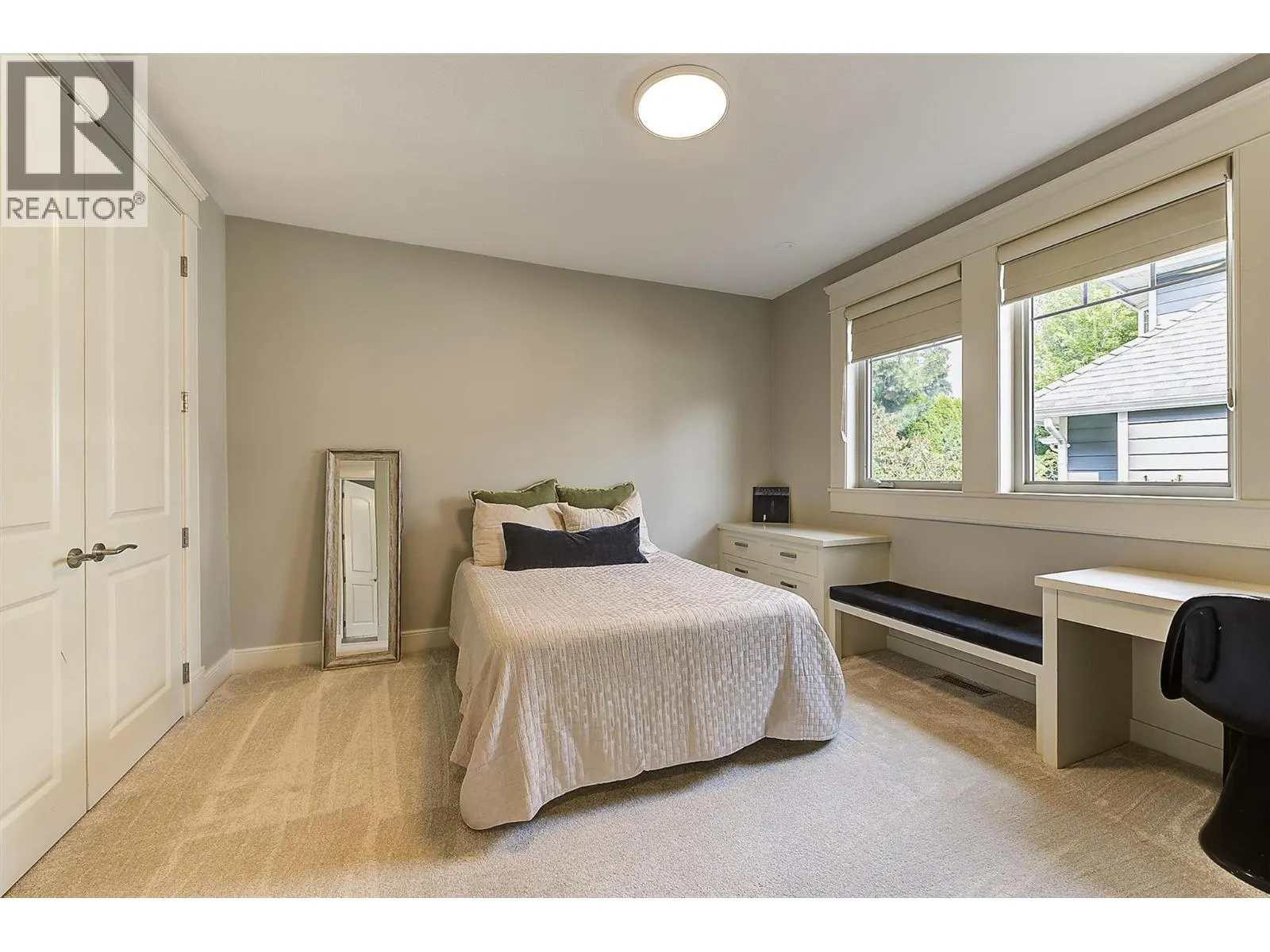 4466 Rattenbury Court