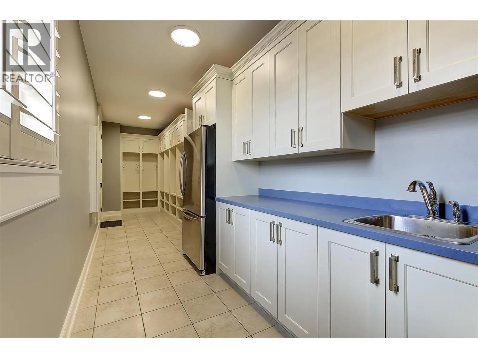 4466 Rattenbury Court