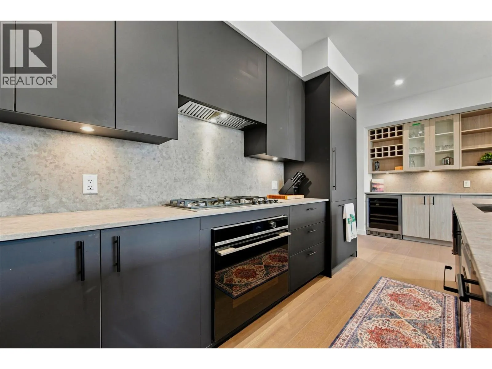 9652 Benchland Drive Unit# 307