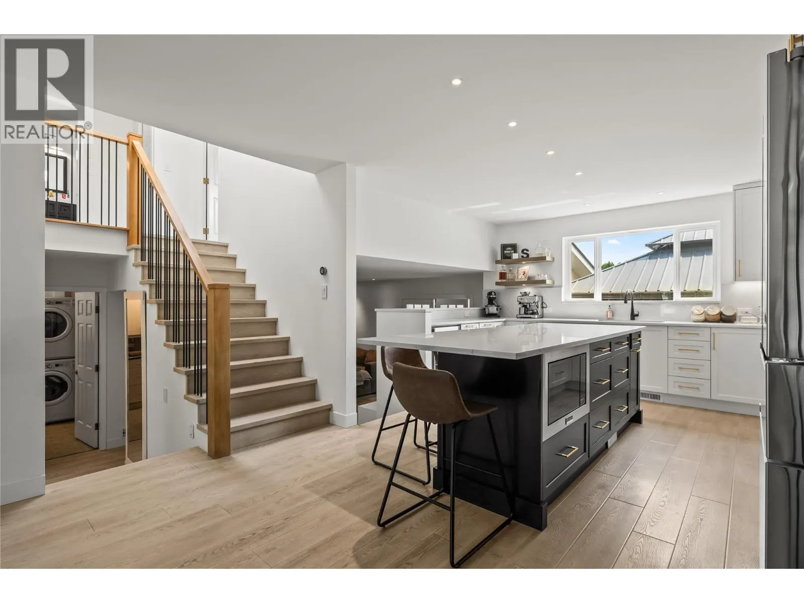 263 Dalgleish Court