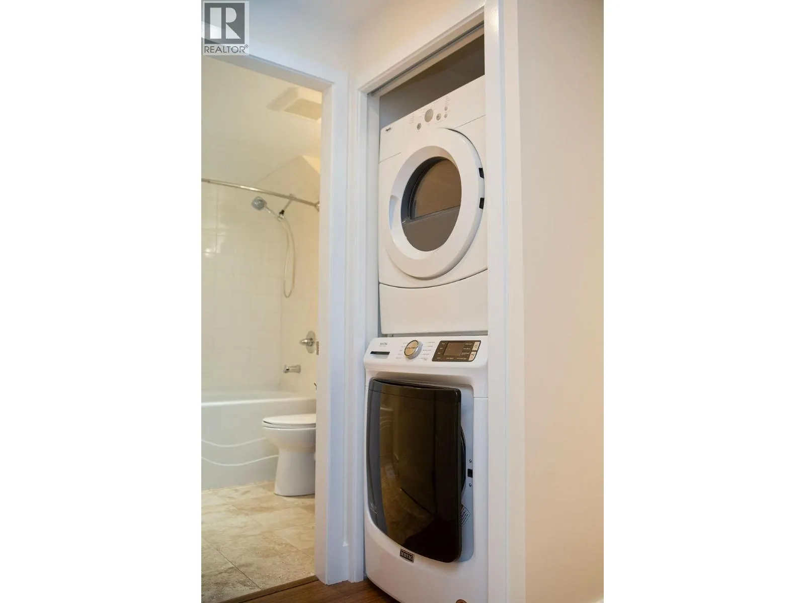 702 Fourth Street Unit# 4