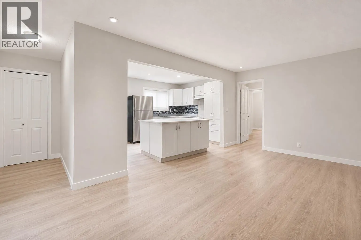 4018 Pleasant Valley Road