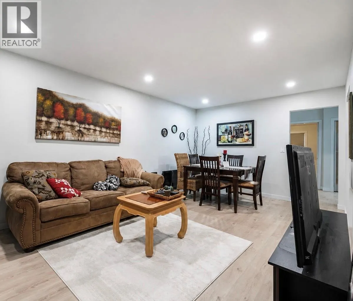 4018 Pleasant Valley Road