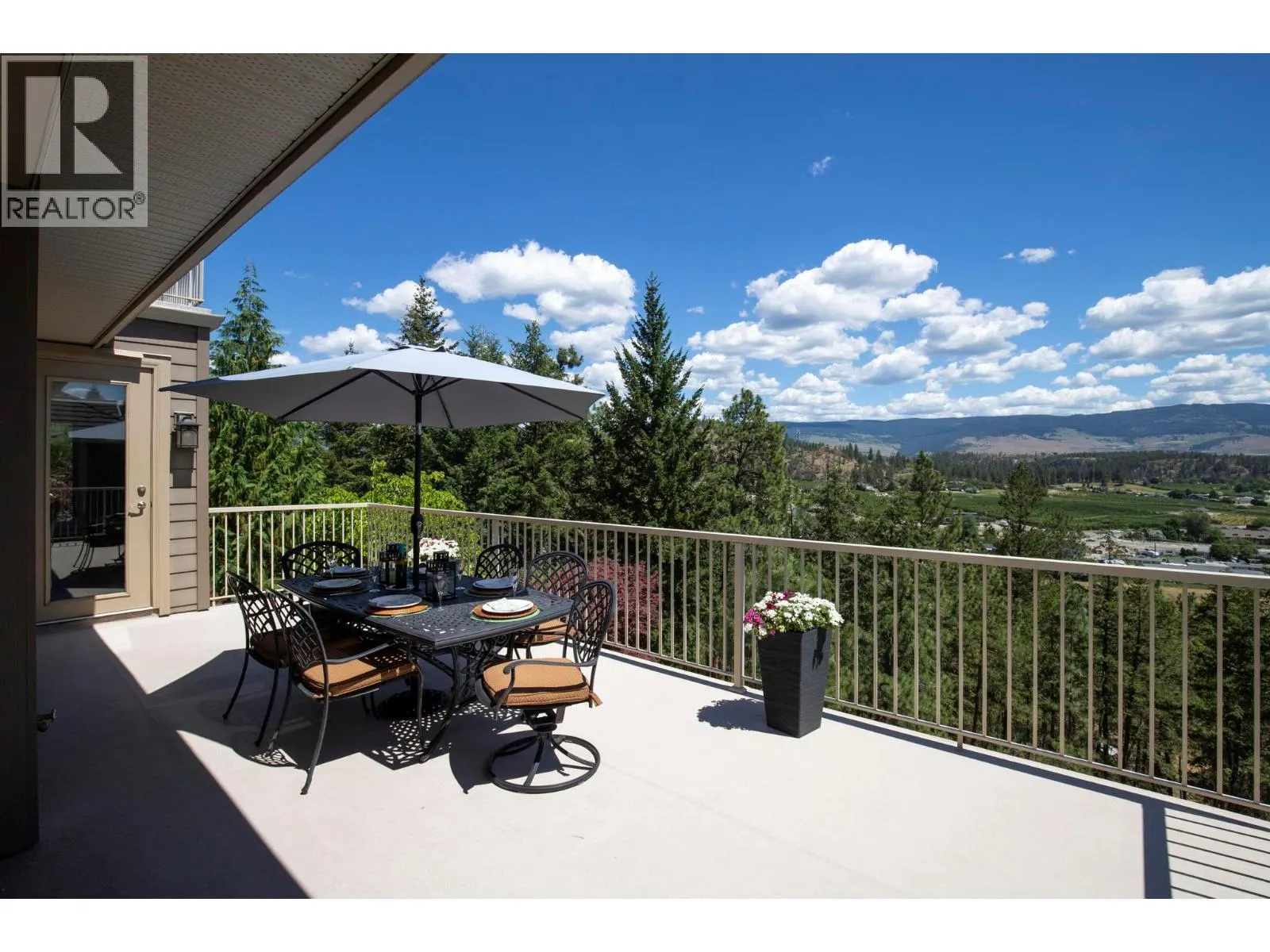 471 Long Ridge Drive