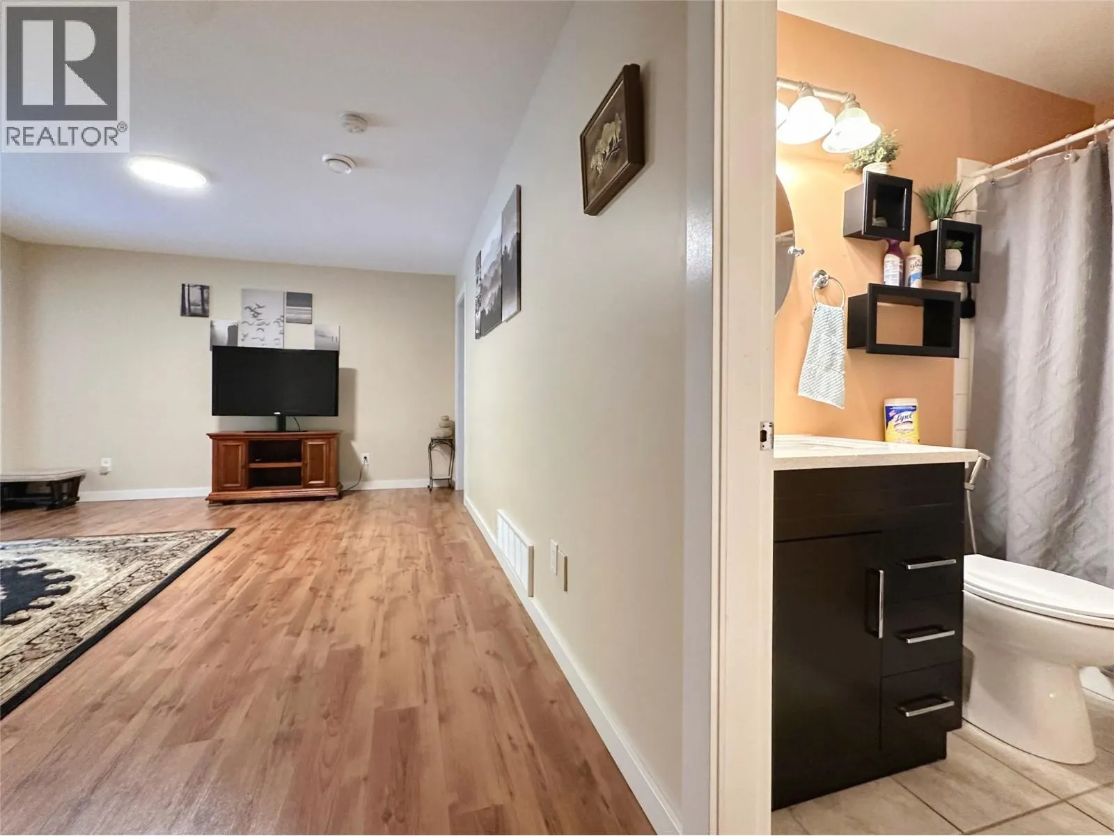 4005 FAIRWINDS Drive