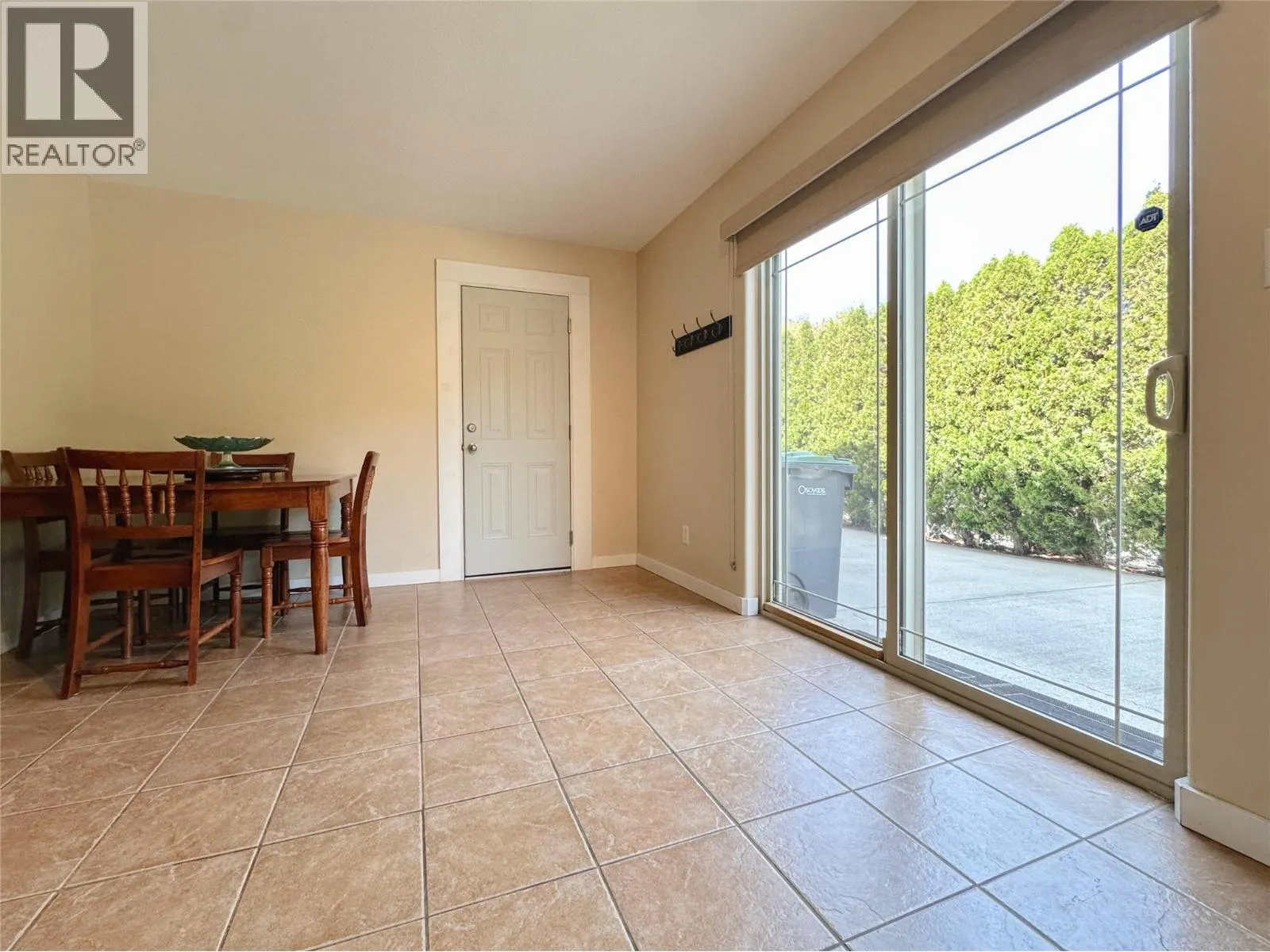 4005 FAIRWINDS Drive