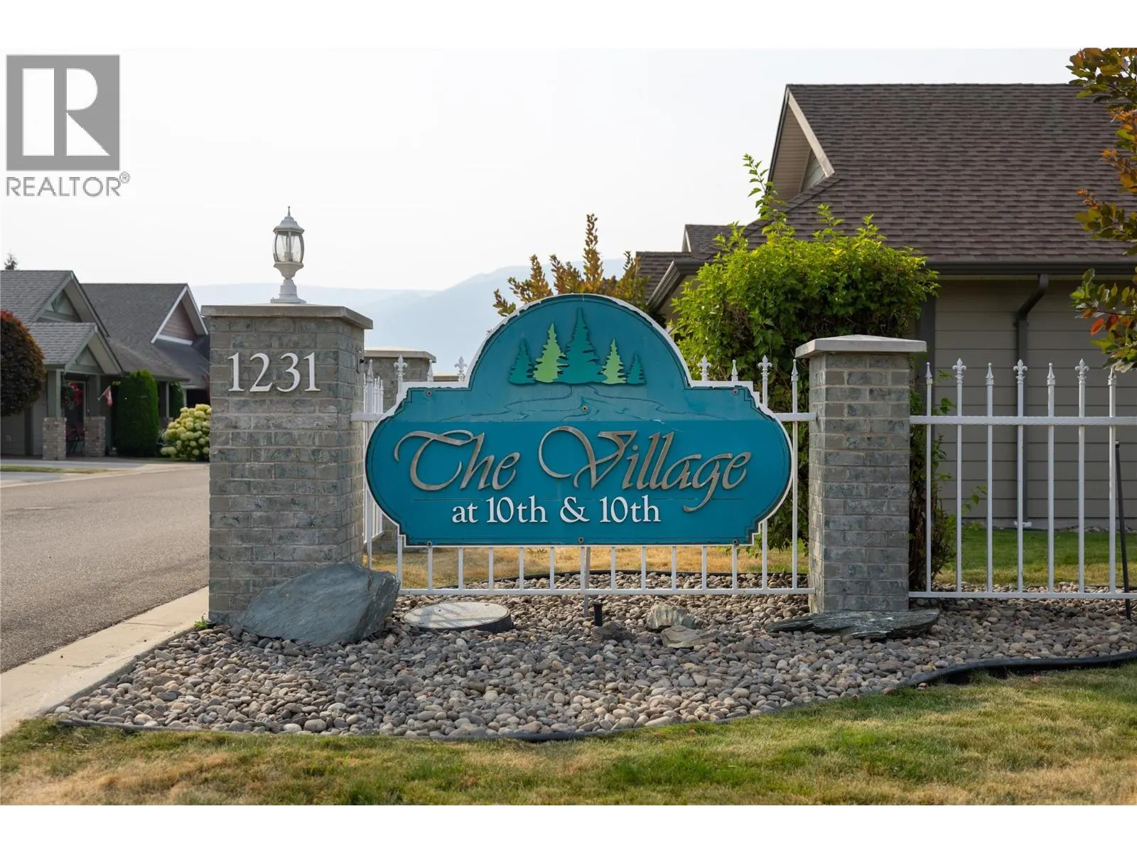 #10 1231 10 Street SW