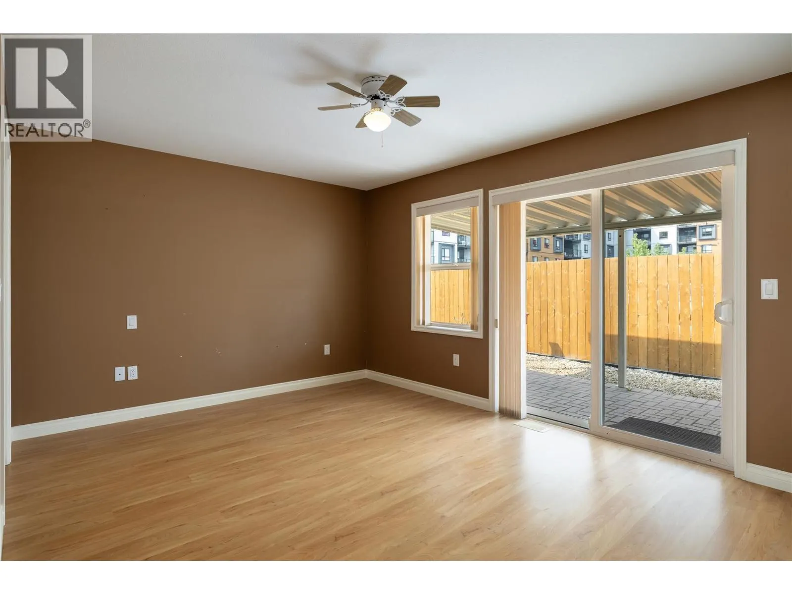 #10 1231 10 Street SW
