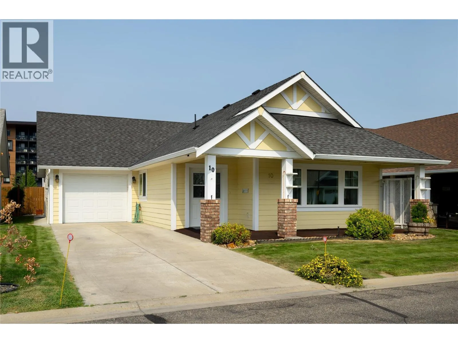 #10 1231 10 Street SW